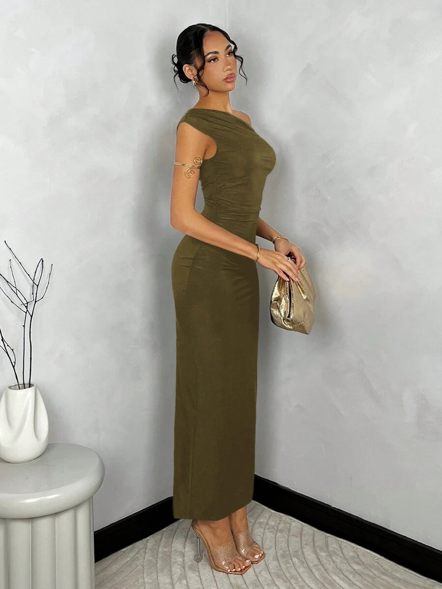 SHEIN BAE Vestido Bodycon Feminino Preto Sólido com Gola Assimétrica e Babados, Verão